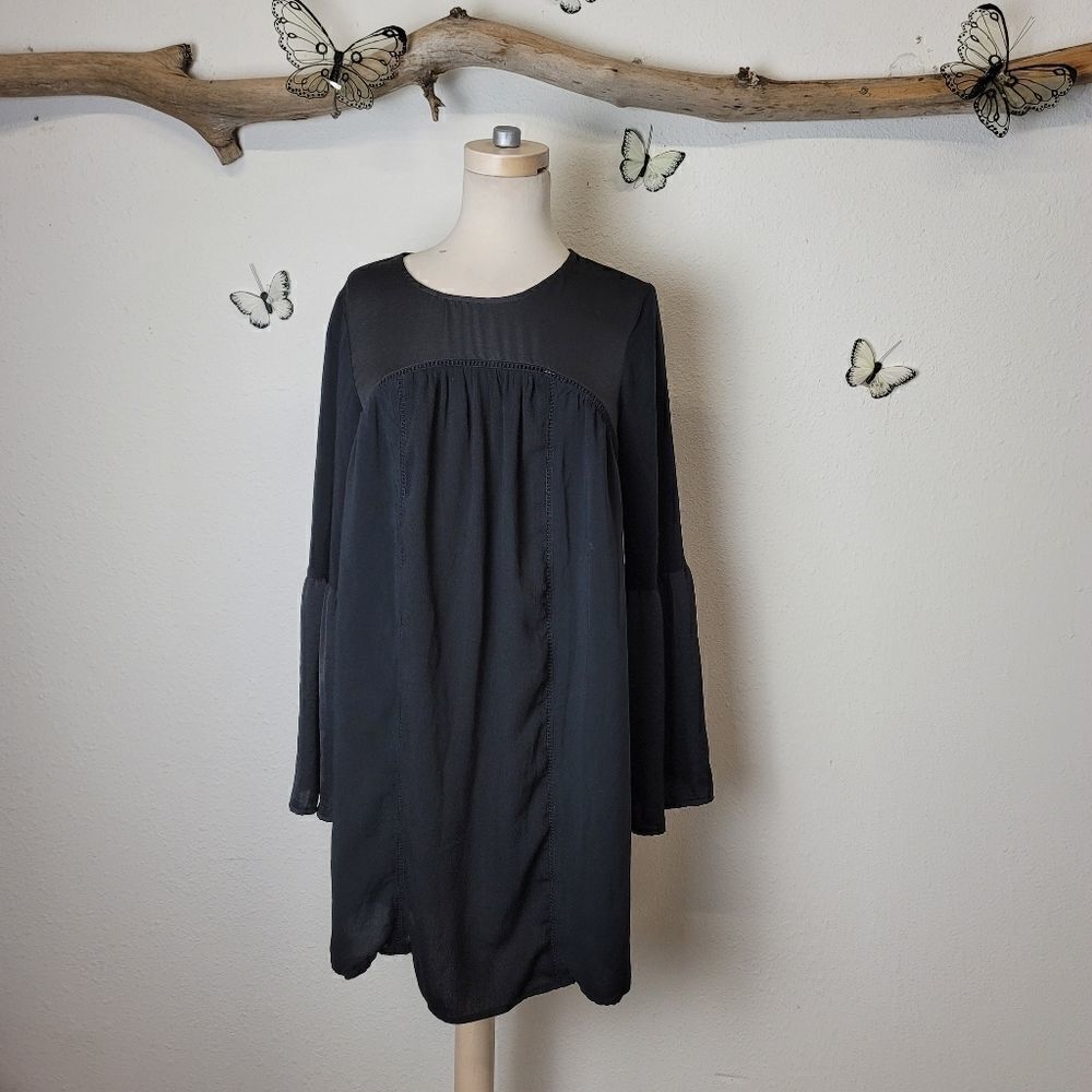Knox rose black tunic mini dress bell sleeve